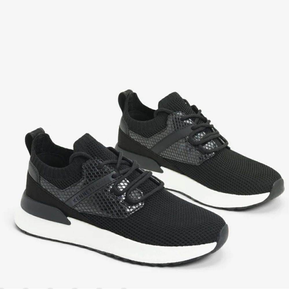 Kenneth Cole The Life-Lite Knit Sock Sneaker Size 7